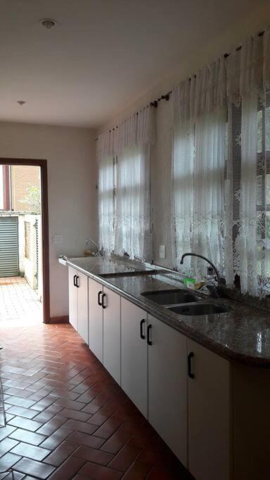 Casa E Vista Privilegiadas No Alto Do Capivari Campos do Jordao Ngoại thất bức ảnh
